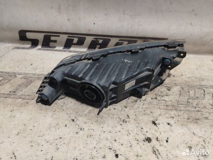 Фара противотуманная передняя левая Skoda Superb