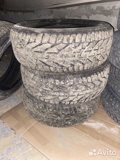 Tigar Ice 215/55 R16 97T