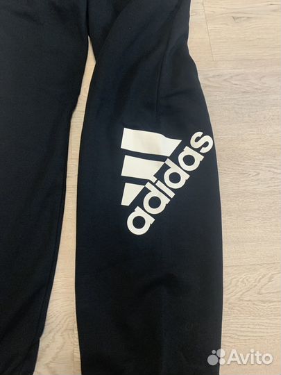 Adidas спортивные штаны М