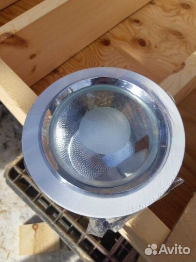 Встраиваемый светильник