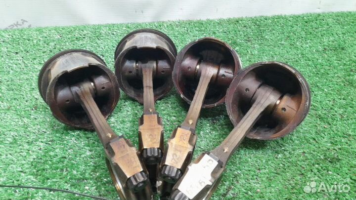 Поршень с шатуном Geely Mk 1.5 MR479 2011