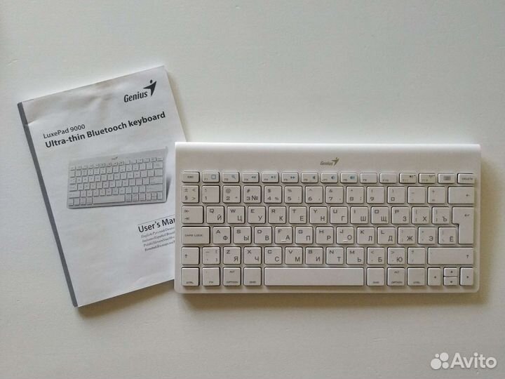 Беспроводная блютус клавиатура Genius LuxePad9000