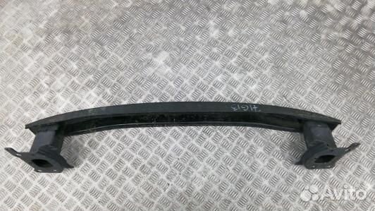 Усилитель бампера передний (кронштейн) volkswagen