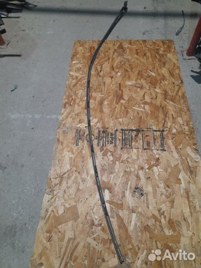 Молдинг на крышу лев. Opel Vectra