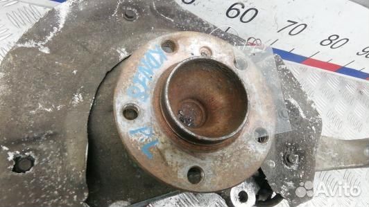 Ступица передняя левая BMW 5 F10/F11 (KDN18K901)