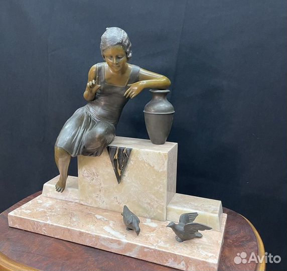 Фигурная композиция Фринция, стиль ар деко