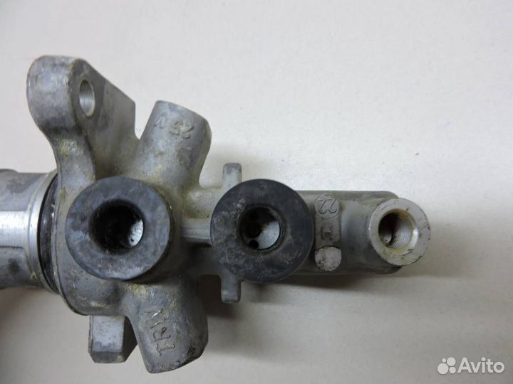 Цилиндр тормозной главный BMW 7-Series E65,E66 200