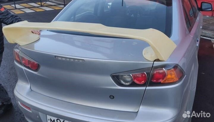 Спойлер Mitsubishi Lancer 10