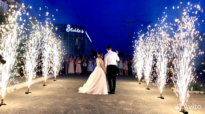 Дорожка фонтанов,огненные сердца,фаершоу на свадьб