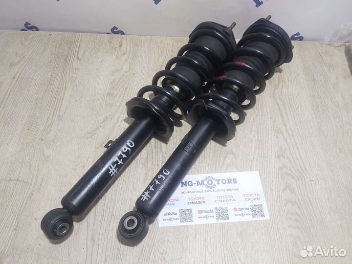 Стойки передние Toyota Altezza GXE10