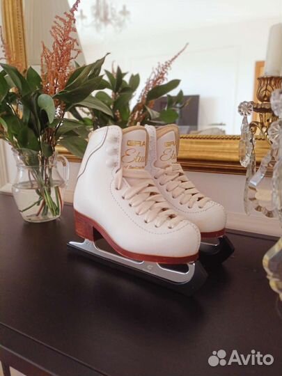 Коньки фигурные Graf Etude детские 26р+ аксессуары