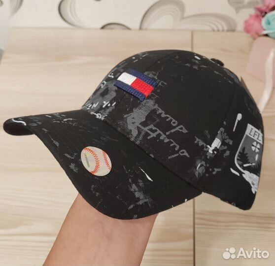 Tommy hilfiger кепка