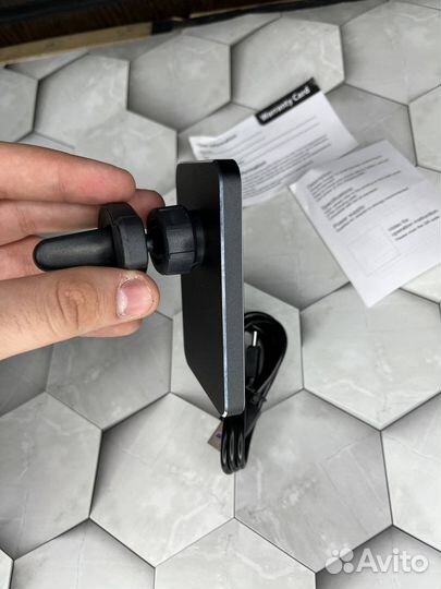 Auto MagSafe (Беспроводная зарядка) в машину