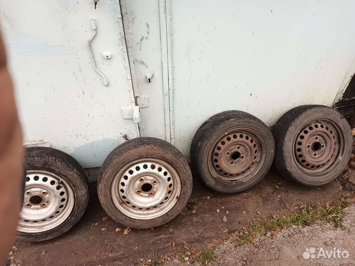 Продаю диски