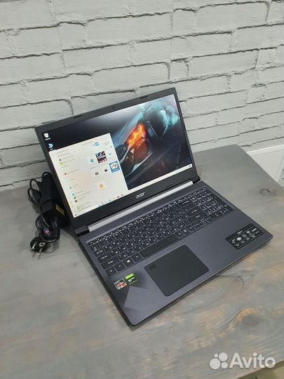 Игровой Acer Aspire 7 15.6