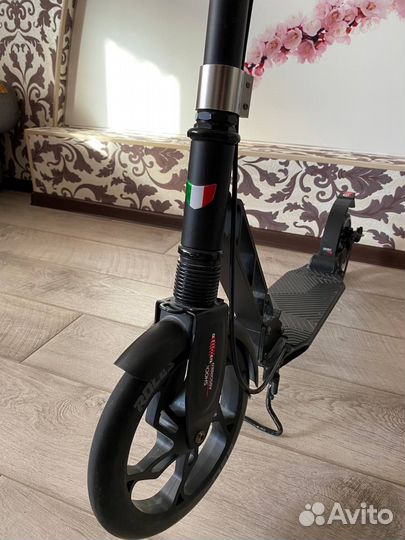 Самокат Roces 200