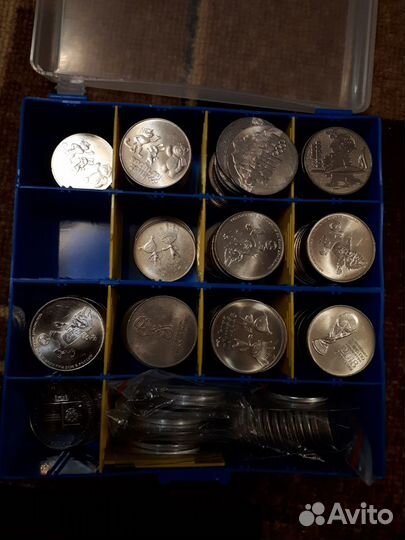 Монеты юбилейные, биметал, паметные. И другие