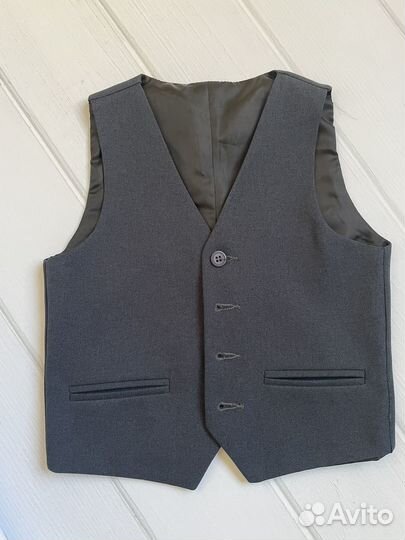 Комтюм на мальчика школьный