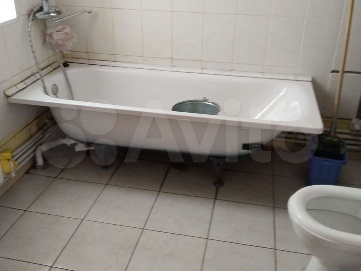 Комната 10 м² в 2-к., 1/2 эт.