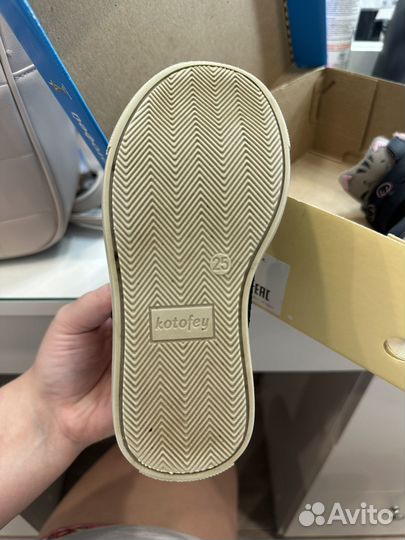 Ботинки котофей 25