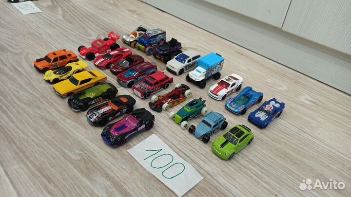 Hot wheels машинки. Хот вилс в ассортименте