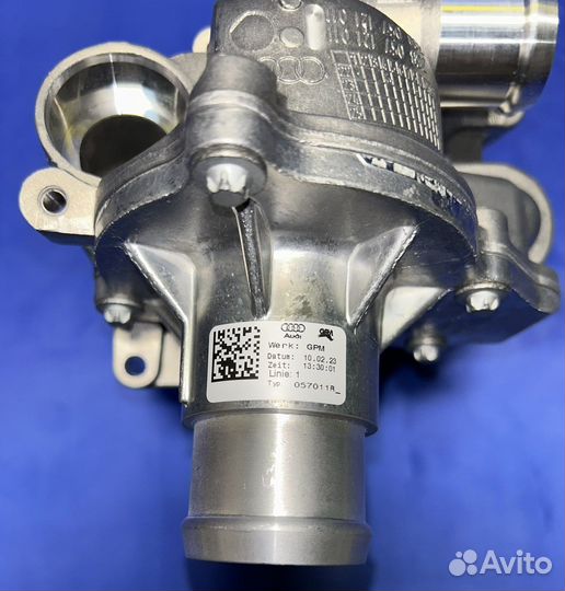 Водяной насос помпа