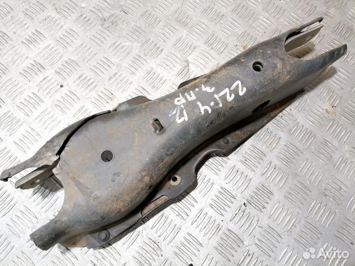 Рычаг задний нижний правый S500 221