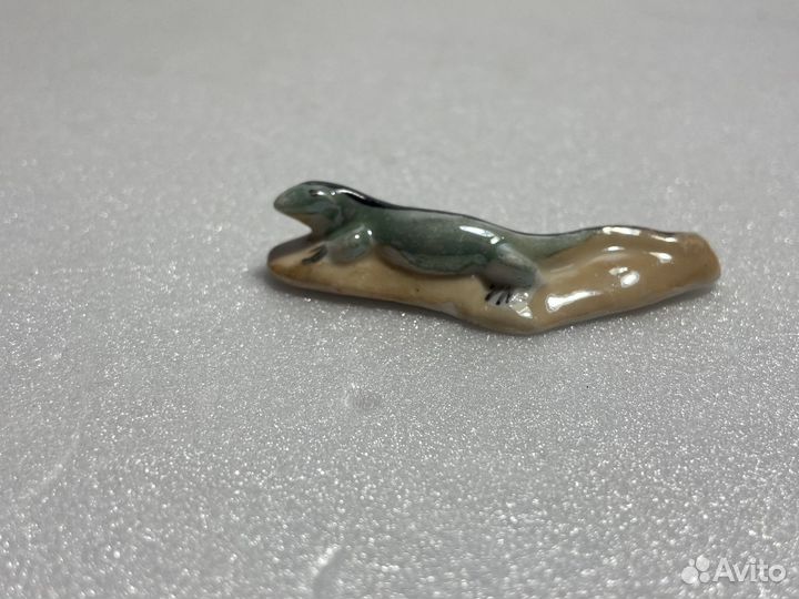 Статуэтка Ящерица