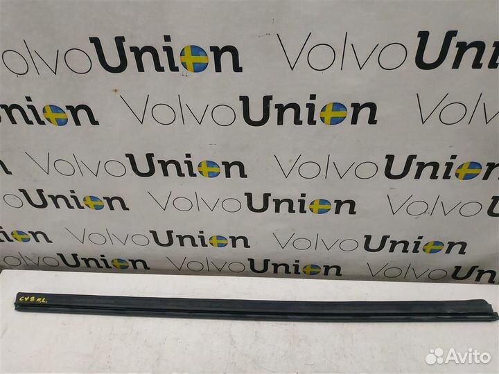 Уплотнитель стекла переднего левого внутренний V