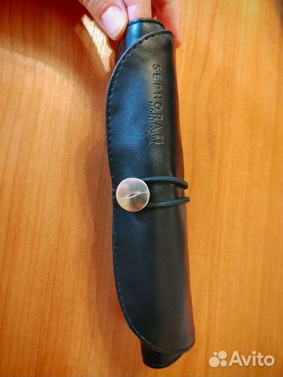 Футляр для косметических кистей