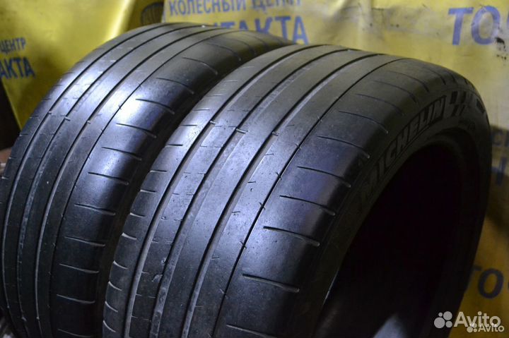 Michelin Pilot Super Sport 245/45 R18