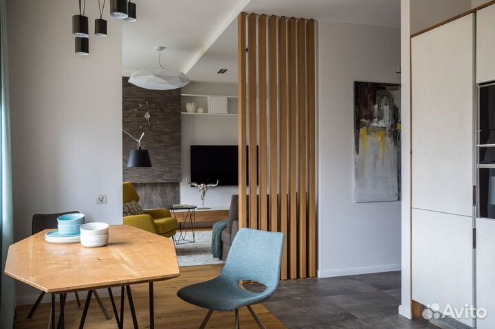 Перегородка из реек и ламели на стену