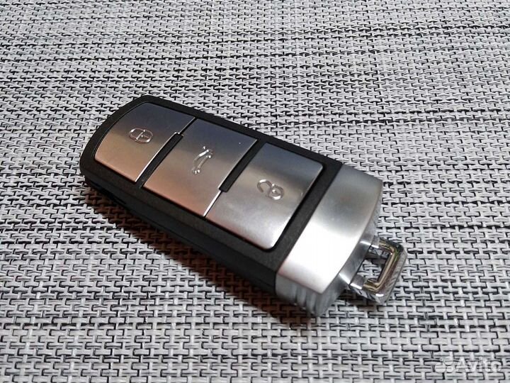 Ключ Фольксваген Пассат б6 новый 433 мгц