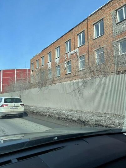 Здание, 2073 м²