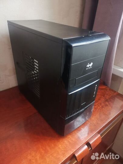 Core i7 (Xeon) 32 GB + GTX 560 - 1GB