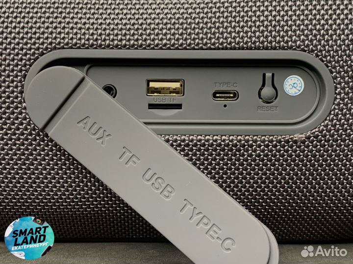 Блютуз колонка с микрофоном