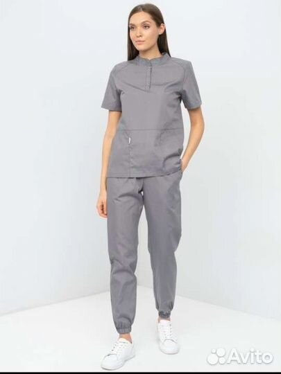 Новый костюм медицинский