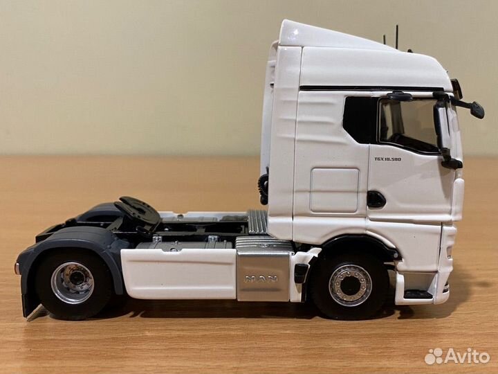 Модель грузовика 1/43 Eligor MAN TGX GM