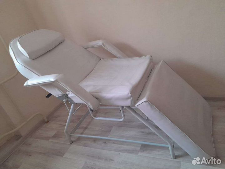 Косметологическое кресло бу,Вапоризатор,Тележка