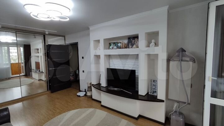 2-к. квартира, 58 м², 5/5 эт.