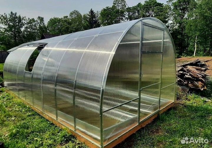 Теплица из поликарбоната