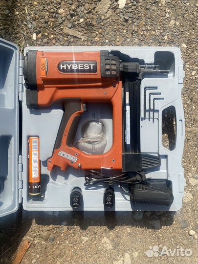 Газовый монтажный пистолет