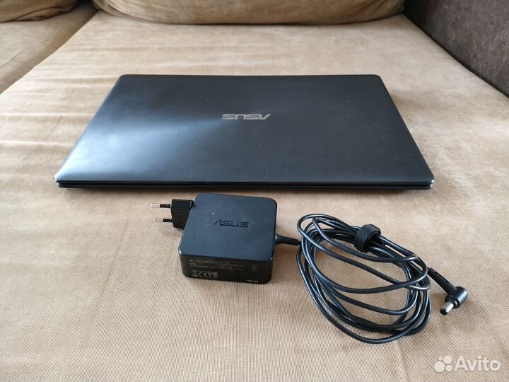 Ноутбук asus x552e
