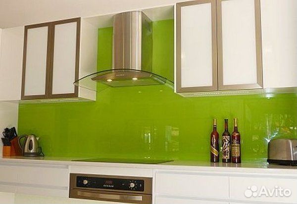 Кухонные фартуки из стекла