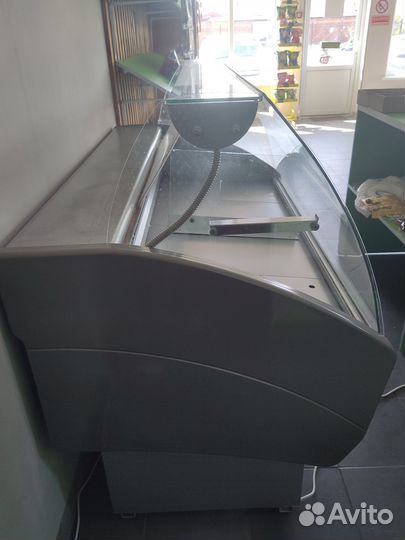 Холодильная витрина б/у