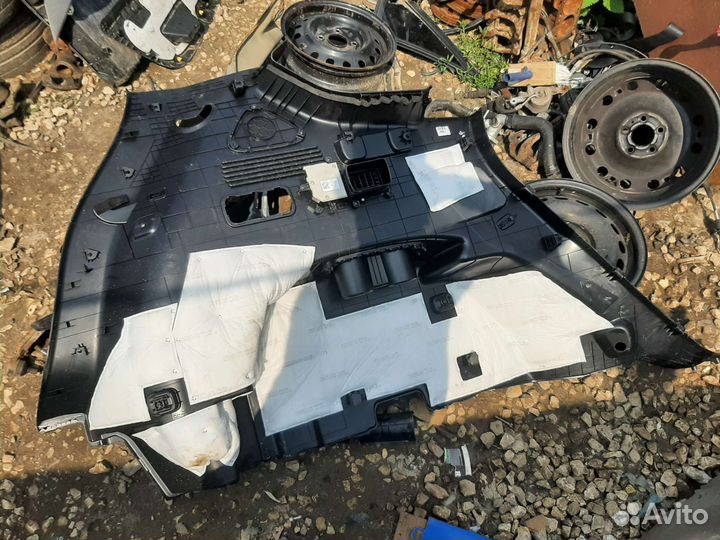 Обшивка багажника Hyundai Santa Fe 4