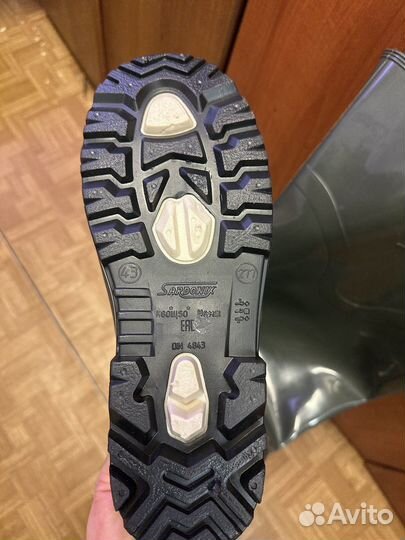 Сапоги резиновые болотные