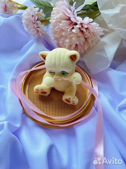 Фигурка из шоколада 