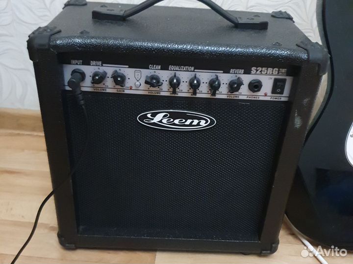 Электро гитара с комбиком