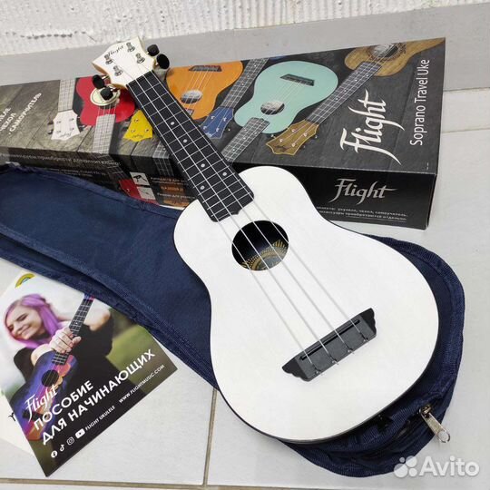 Укулеле flight сопрано новая белая с чехлом
